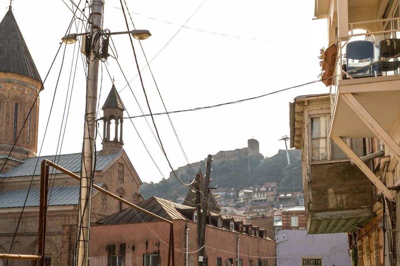 Wehost Stylish Apartment In Old Tbilisi Zewnętrze zdjęcie